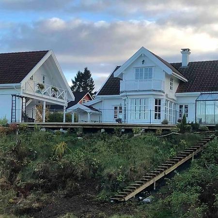 Koselig Garasjeloft! Appartement Langevag Buitenkant foto