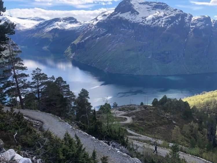 Koselig Garasjeloft! Appartement Langevag Buitenkant foto