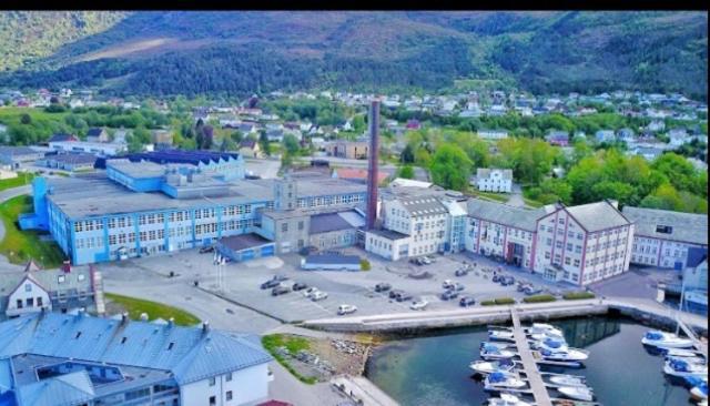 Koselig Garasjeloft! Appartement Langevag Buitenkant foto