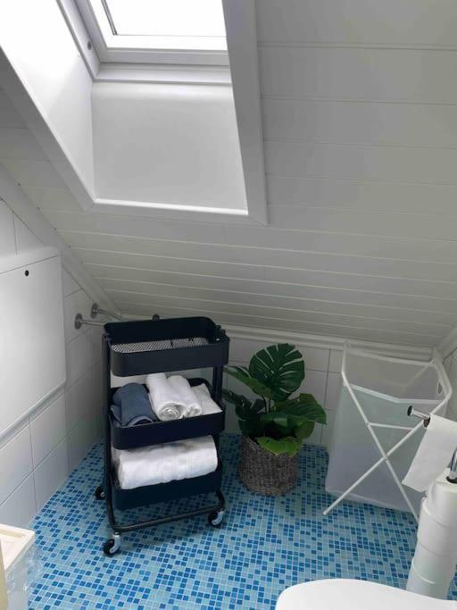 Koselig Garasjeloft! Appartement Langevag Buitenkant foto